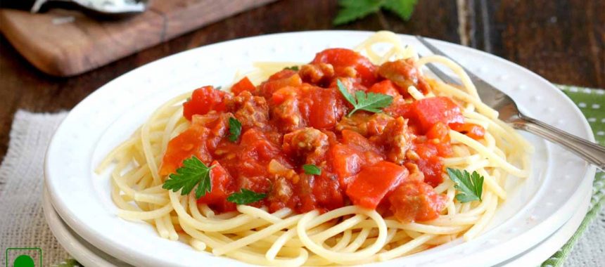 Spaghetti with Fresh Tomatoes Recipe